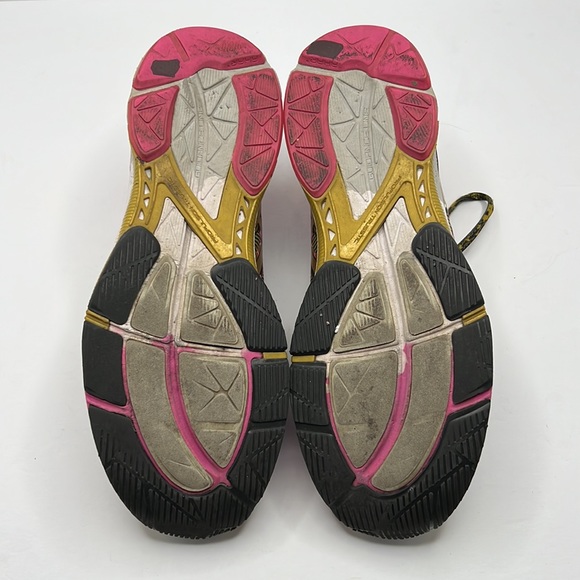 ASICS gel-noosa tri 10 cancer awareness shoes size 9.5